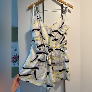 Guess Print Drawstring Romper in White, Yellow & Black